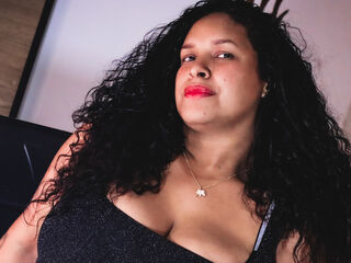 camgirl showing pussy JanizMonroy