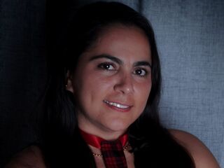 camgirl masturbating with vibrator JasminVerona