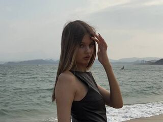 topless cam girl JeniceRowse