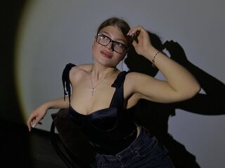 camslut fingering pussy JennyBlossom