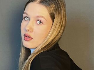 bedroom cam JoycelynDoctor