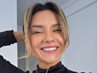 camwhore naked JuliettaDiaz