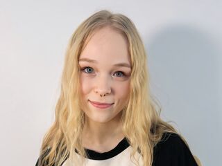 cam girl chat room KamiMellema