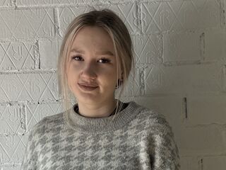 naked girl with cam KarynMcguire