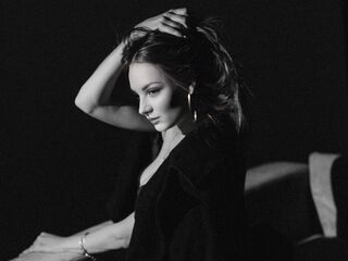 cam girl fingering KatarinaVix