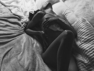 hot cam whore KhloeKerry