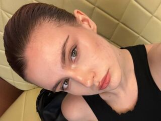 camgirl sex photo KlaraGogins