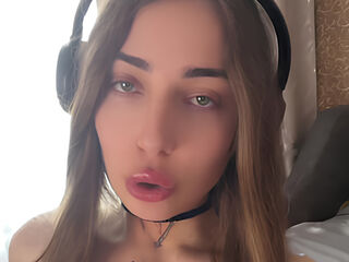 camgirl playing with sextoy KorniBlook
