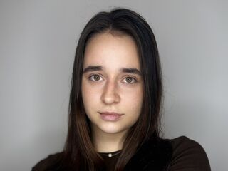 nude camgirl photo KristanKhiev