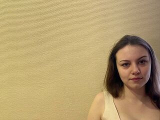 hot naked webcam girl KuefiraKuki