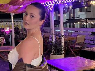 cam girl masturbating with sextoy KyleeBig