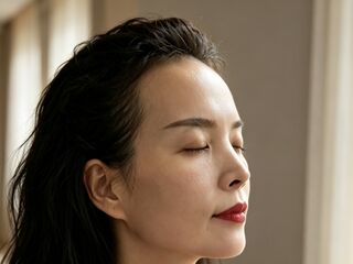 naked cam girl LIliChang