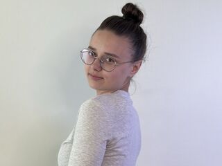 free video chat room LarraineKaber