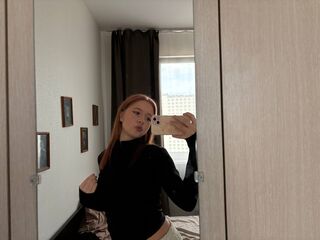 free webcam LennieLukasik