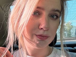 camgirl spreading pussy LunasShine