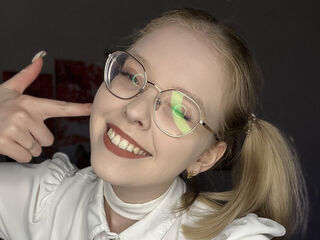 voyeur webcam LynnaCarrington
