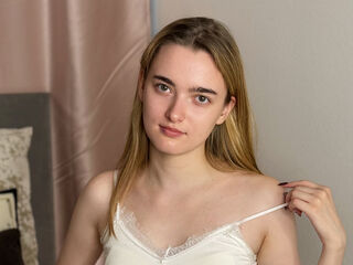 girl nude MargoBerks