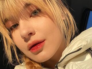 cam strip tease MarianaMeola