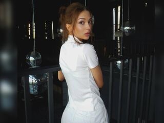 cam MarielScharpf