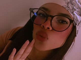 cam girl spreading pussy MeliSmitt