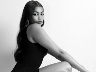 free jasmin sex show MilaJohn