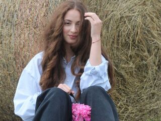 naughty cam MoonSany