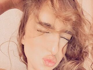 camgirl porn webcam MyraRidler