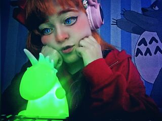 naked cam girl masturbating with dildo NahomiParker