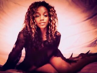 nude camgirl picture NatalieGainer