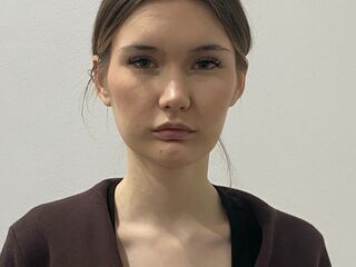 cam girl video NelleLoehlein