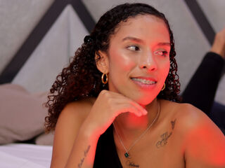 naked cam girl fingering pussy NicoleBakker