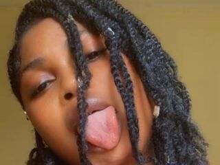 naked webcam girl masturbating Nikimi