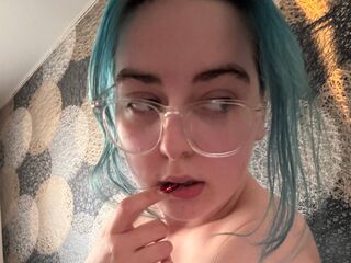 shaved pussy cam PixieJones