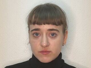 cybersex chatroom QianaWhiston