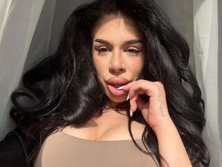 cam girl playing with sextoy ReinaTriana