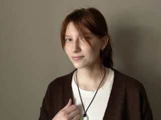 naked camgirl fingering pussy RenataLaughner