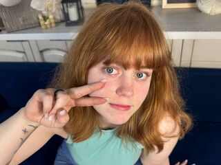 camgirl masturbating with sex toy ReneKiki