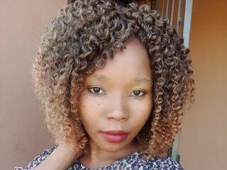 camslut masturbating SadeKnott