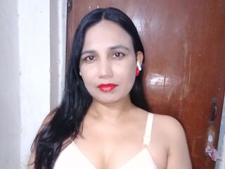 free webcam video SadiaAngel