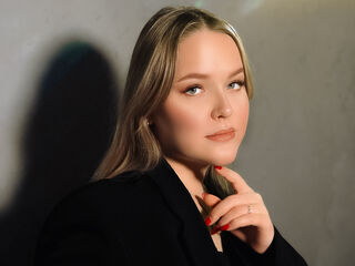 closeup pussy webcam SallySavage