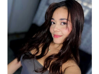 cam girl playing with dildo SarahBlass