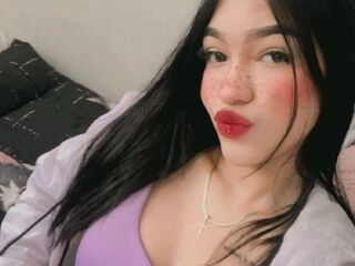 cam girl masturbating with vibrator SharitGomez