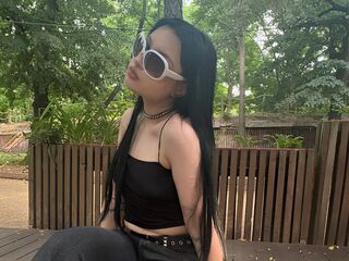 camgirl fingering shaved pussy ShemikaGnerre