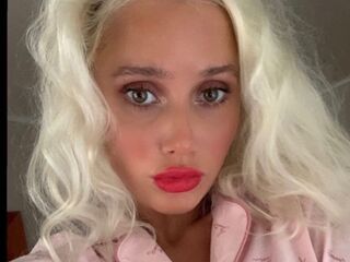 camgirl livesex ShiraMitman