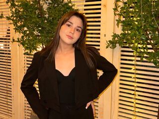 free webcam chat room ShirleenDubie