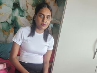 beautiful webcam girl SkylarRosy