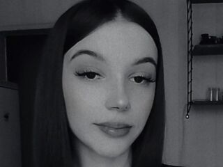 naughty camgirl masturbating SoilaHoyles