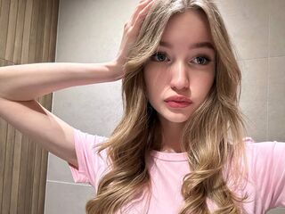 naked webcamgirl photo StephanieMeeter