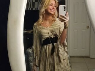 webcam sex SuzySweetSteps