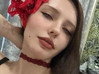 cam girl playing with sextoy TeresaSoto